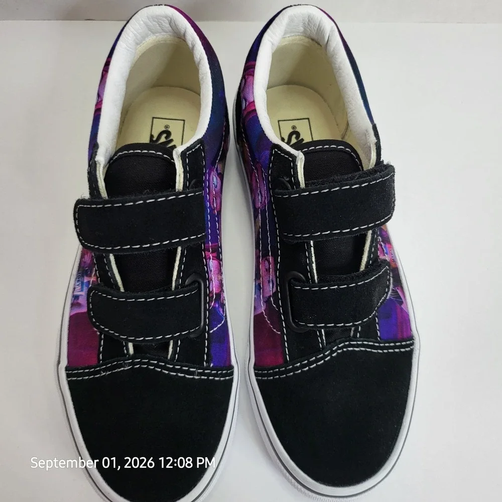 KPop Demon Hunters x Vans Little Kids Old Skool Shoe PS Size 2 NEW